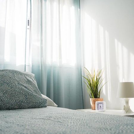 바하마르 Modern House In Bajamar 아파트 외부 사진