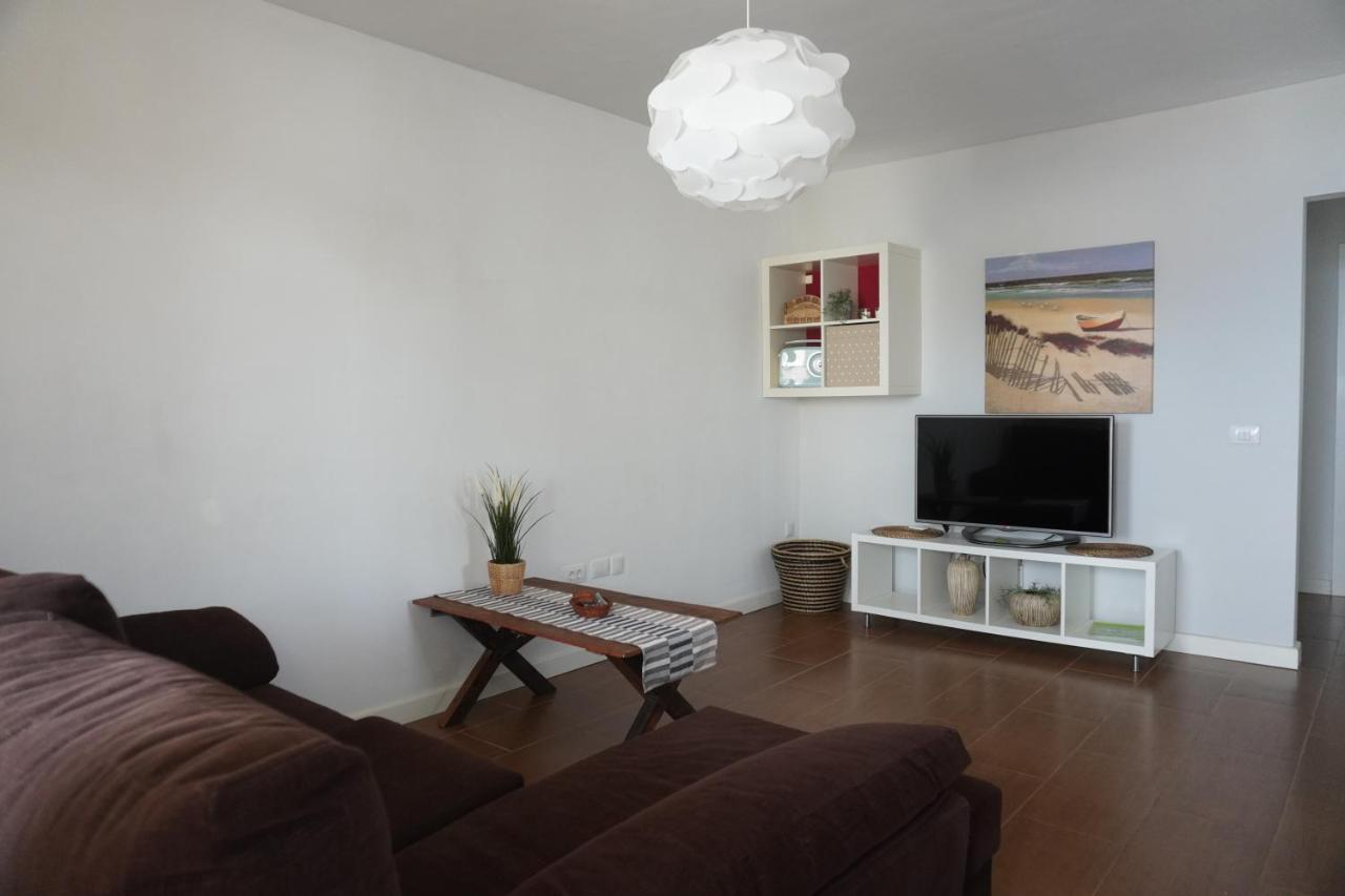 바하마르 Modern House In Bajamar 아파트 외부 사진