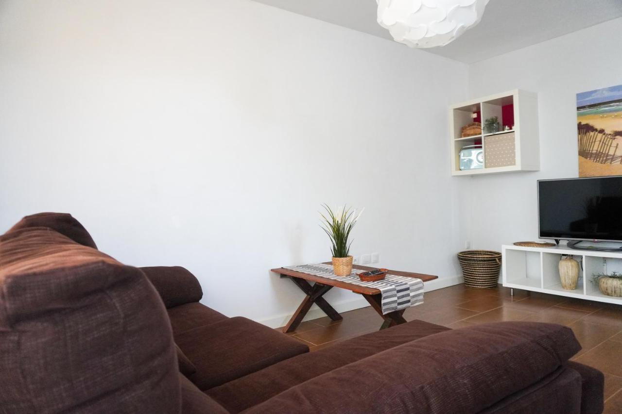 바하마르 Modern House In Bajamar 아파트 외부 사진